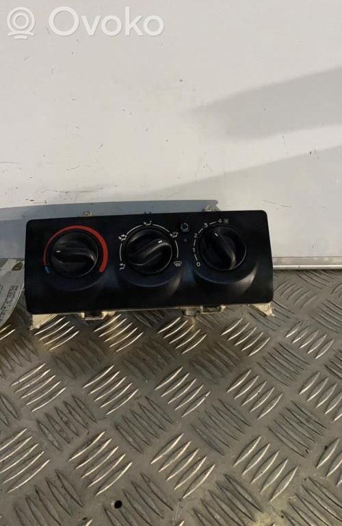 Renault Clio II Panel klimatyzacji 