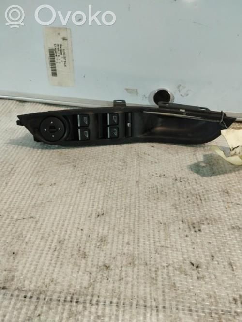 Interrupteur commade lève-vitre   2033142