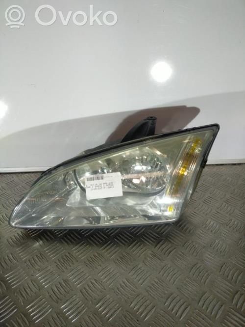 Ford Focus Lampa przednia