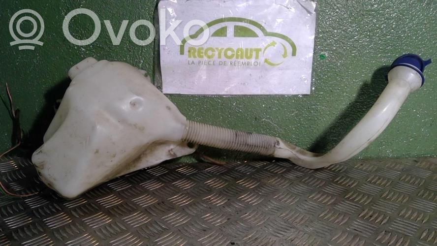 Logu šķidruma tvertne   6431C8