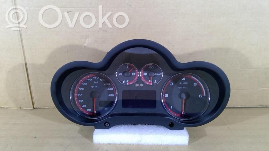Alfa Romeo GT Geschwindigkeitsmesser Cockpit