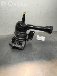 Ohjaustehostimen pumppu   4008F5