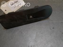 Renault Clio IV Przyciski szyb