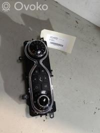 Renault Clio IV Panel klimatyzacji 
