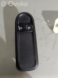 Dacia Duster Przyciski szyb 