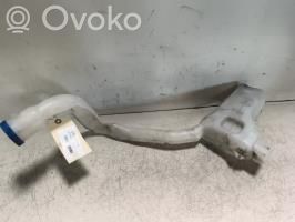 Tuulilasinpesimen nestesäiliö   9801973680