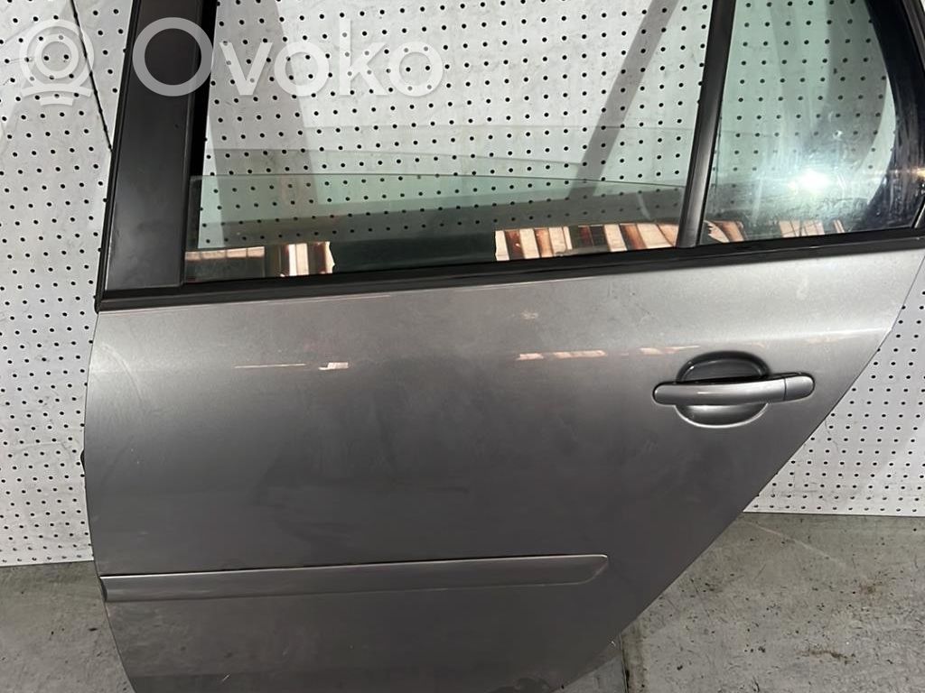 Volkswagen Golf V Takaovi