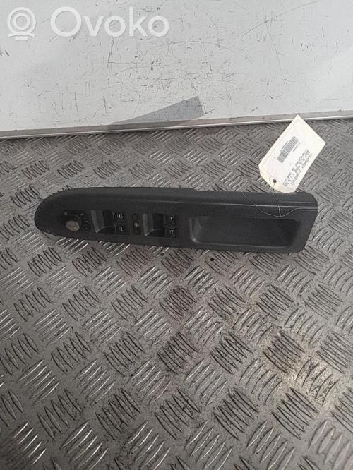 Volkswagen Golf Plus Interrupteur commade lève-vitre