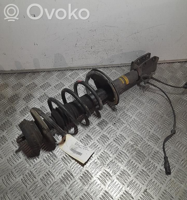 Dacia Sandero Ammortizzatore anteriore con molla elicoidale