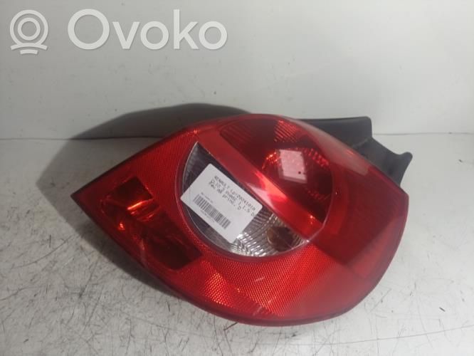 Renault Clio III Feux arrière / postérieurs