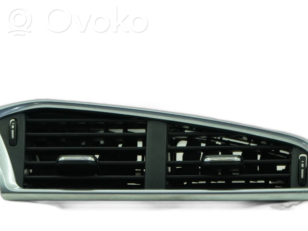 Citroen C4 II Centrālais gaisa ventilācijas režģis 