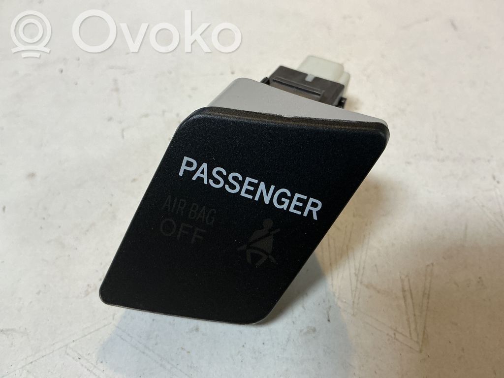 Toyota Yaris Schalter Beifahrerairbag ein/aus 