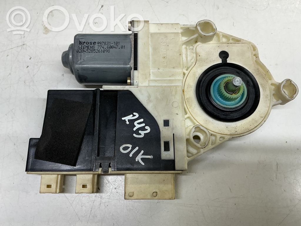 Citroen C4 I Etuoven ikkunan nostomoottori 