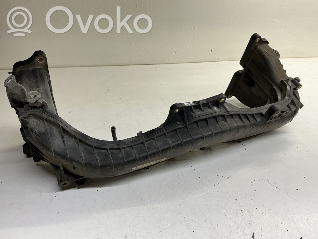 Subaru Legacy Intake manifold 