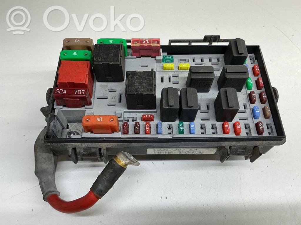 Módulo de fusible   13217387