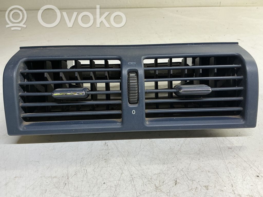 Mercedes-Benz E W210 Grilă ventilație centrală 