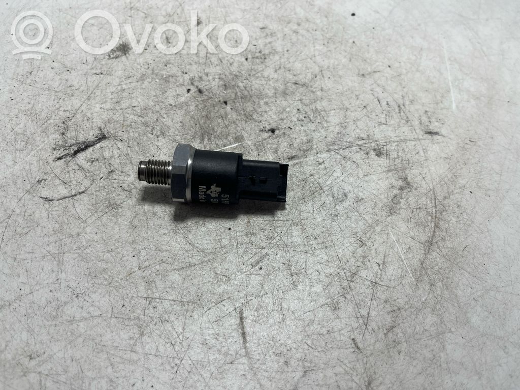 Ford Fiesta Listwa wtryskowa 