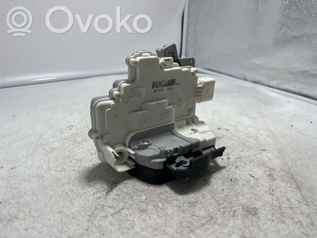Etuoven lukko   4F2837016