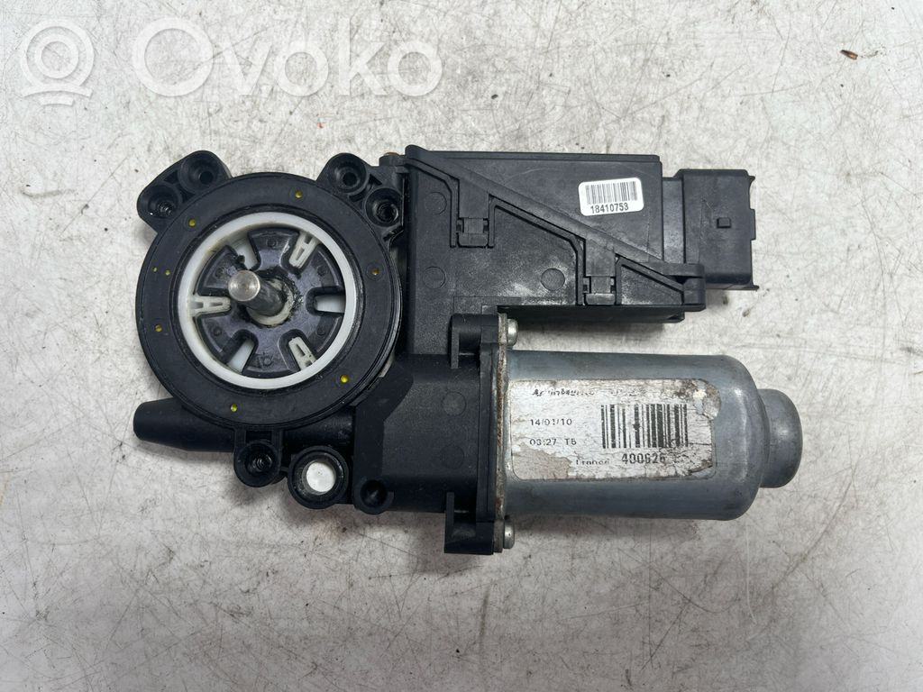 Renault Laguna II Takaoven ikkunan nostin moottorilla 
