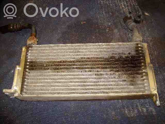 Saab 9000 CS Engine oil radiator 