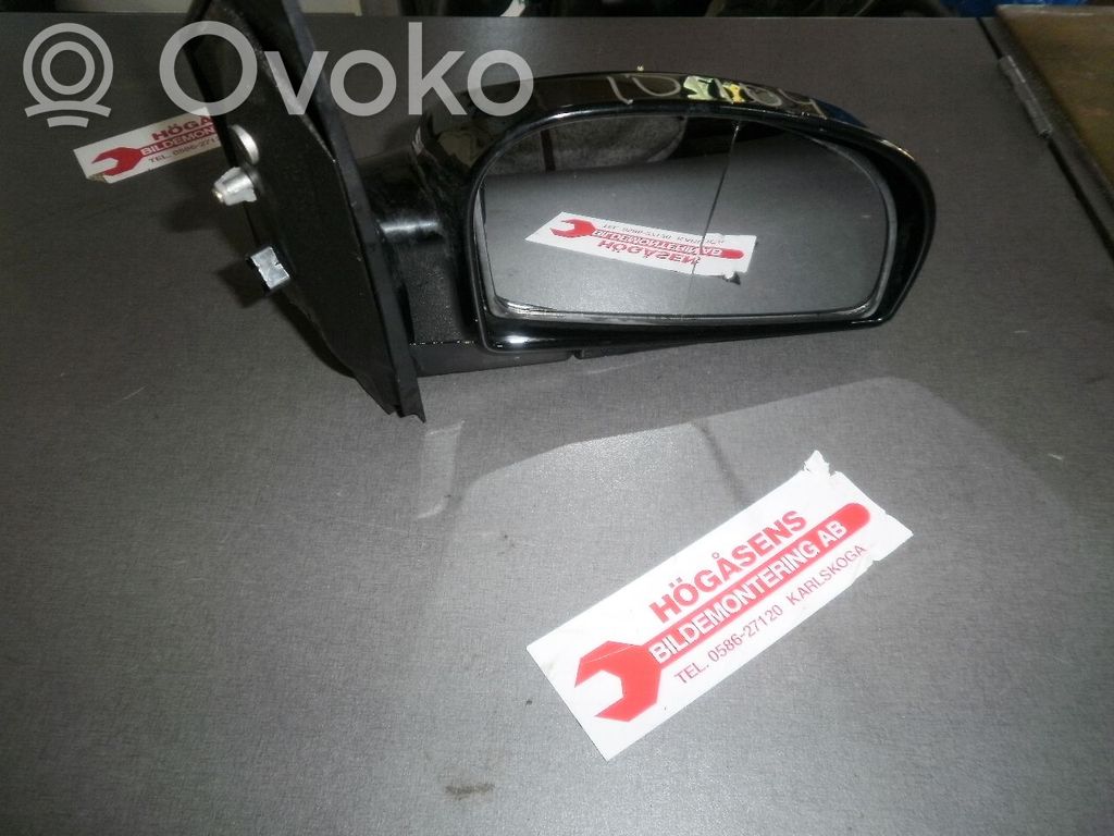 Hyundai Getz Front door electric wing mirror 