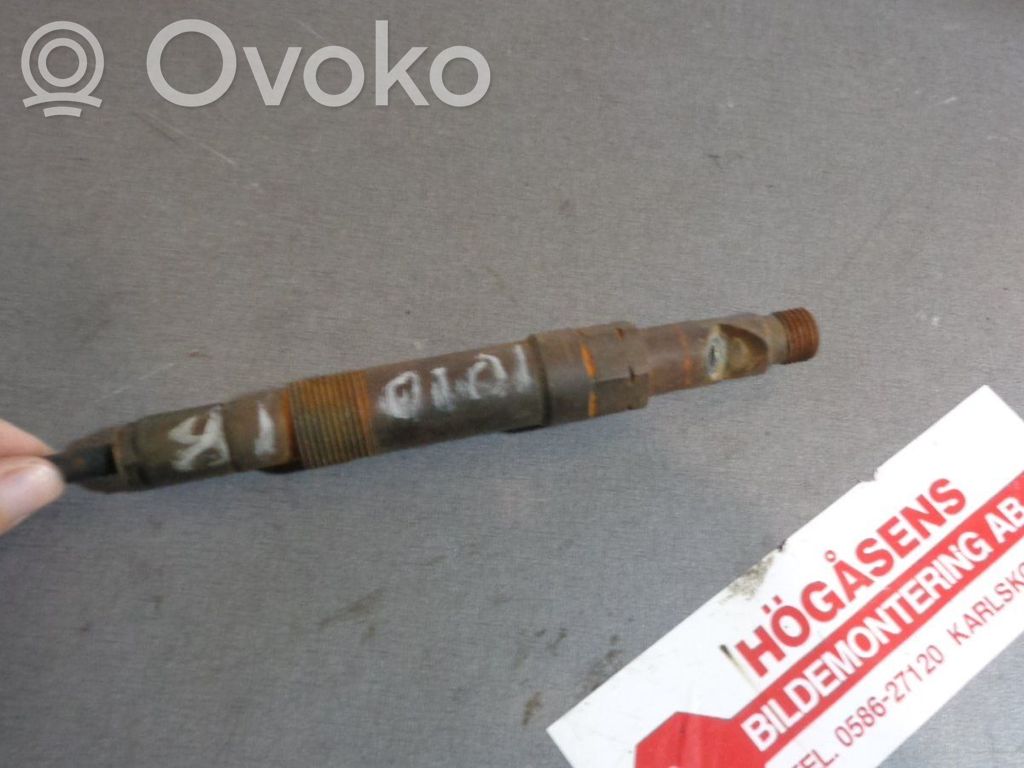 Fuel injector