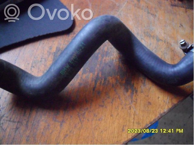 Engine coolant pipe/hose   139093