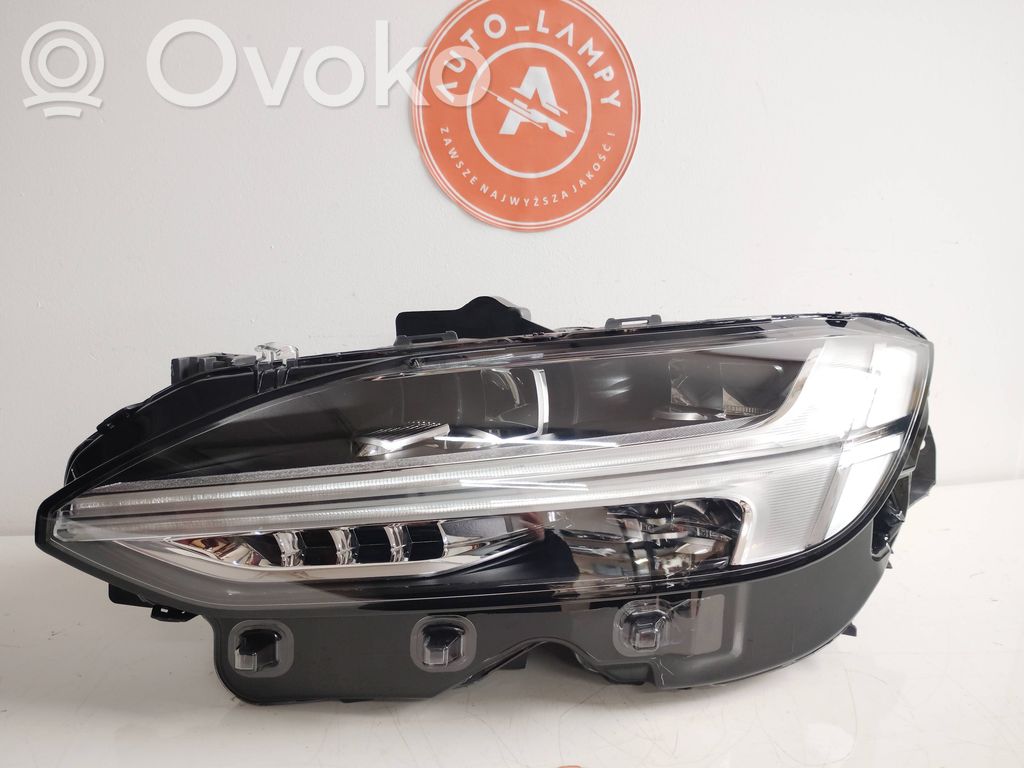 Volvo S90, V90 Scheinwerfer 