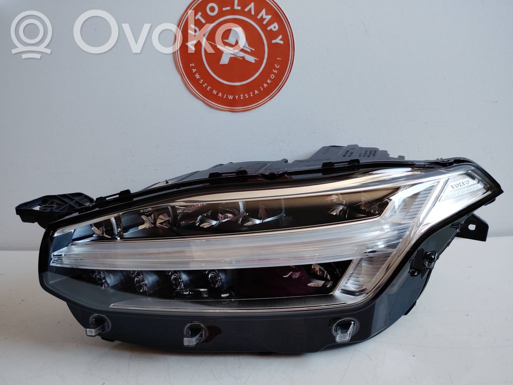 Volvo XC90 Scheinwerfer 