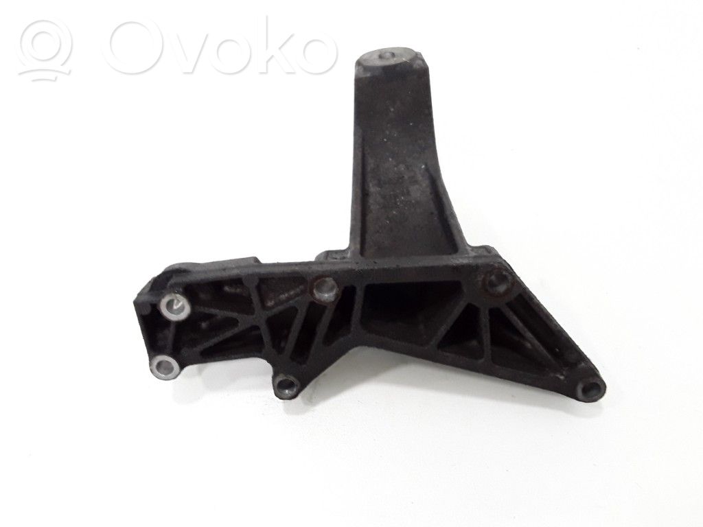 BMW 3 E46 Engine mounting bracket 