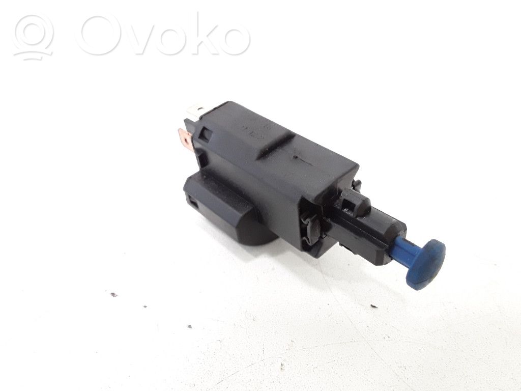 Opel Zafira A Brake pedal sensor switch 