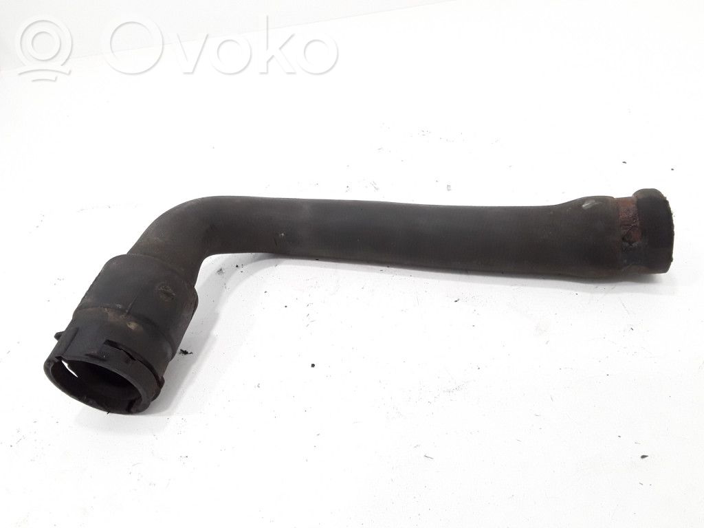 Audi A4 S4 B5 8D Engine coolant pipe/hose 
