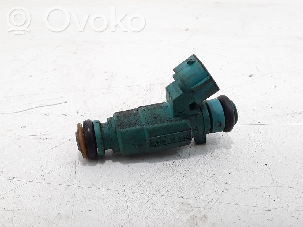 Hyundai i20 (PB PBT) Inyector de combustible 