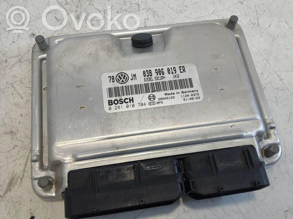 Volkswagen PASSAT B5.5 Engine control unit/module 