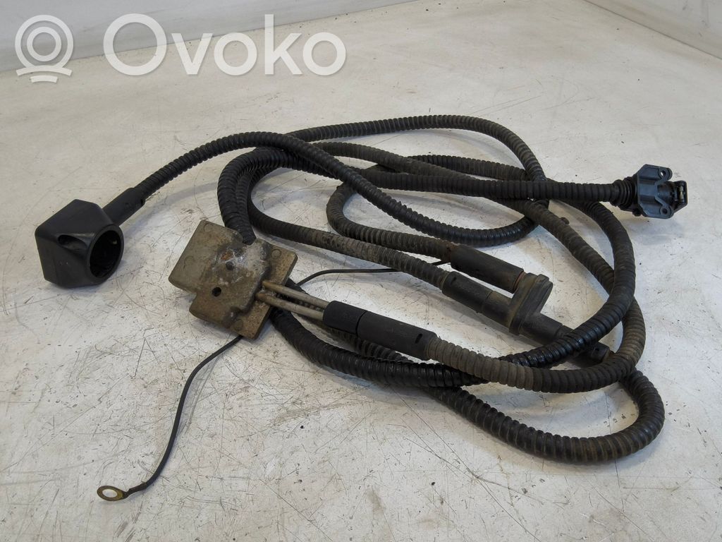 Volkswagen Golf Plus Electric engine pre-heating system (optional) 