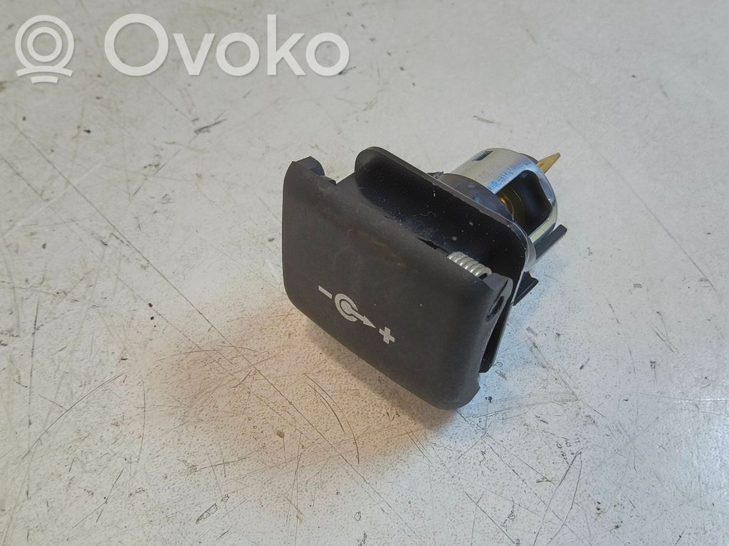 BMW 5 E60 E61 12 V Socket (rear) 