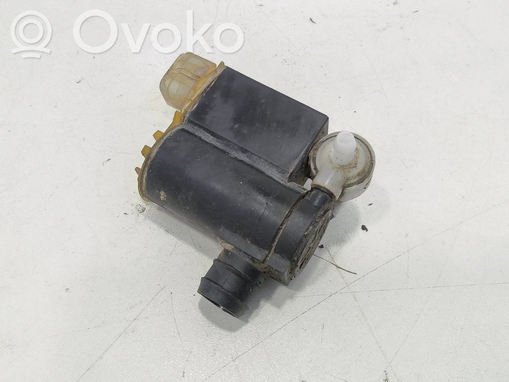 KIA Ceed Windscreen/windshield washer pump 