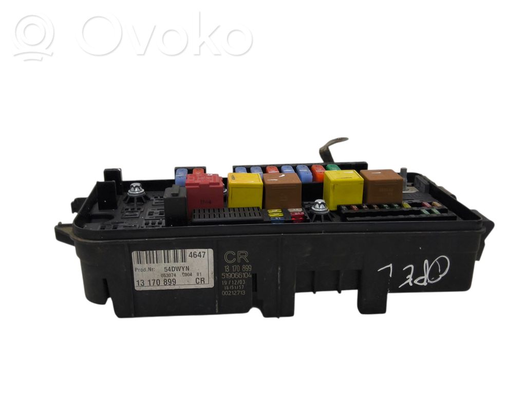 Opel Vectra C Fuse module 