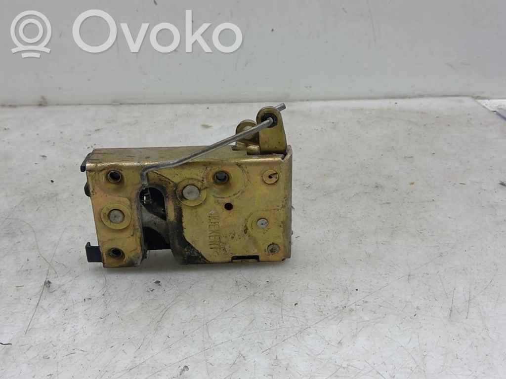 Peugeot 205 Front door lock 