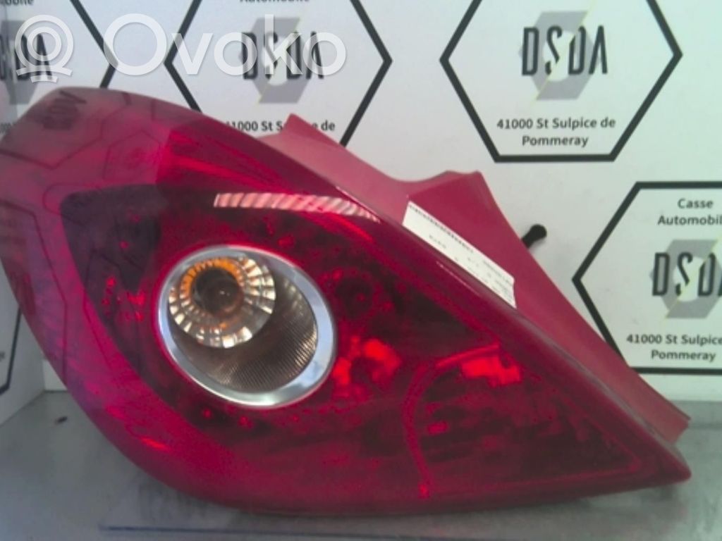 Rear/tail lights