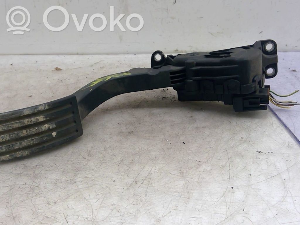 Ford Focus Accelerator throttle pedal 