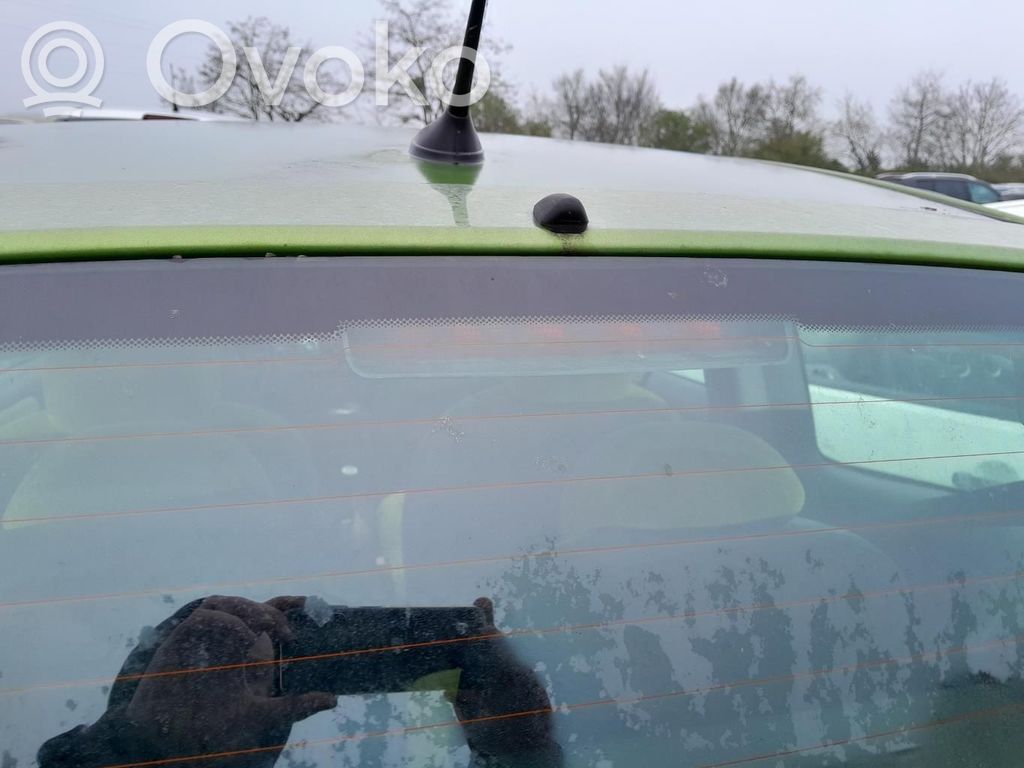 Citroen C2 Third/center stoplight 