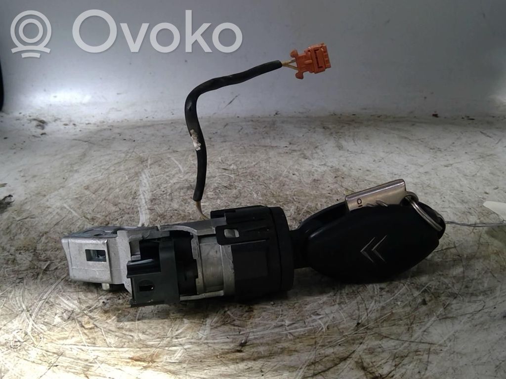 Užvedimo spynelė   00004162FE