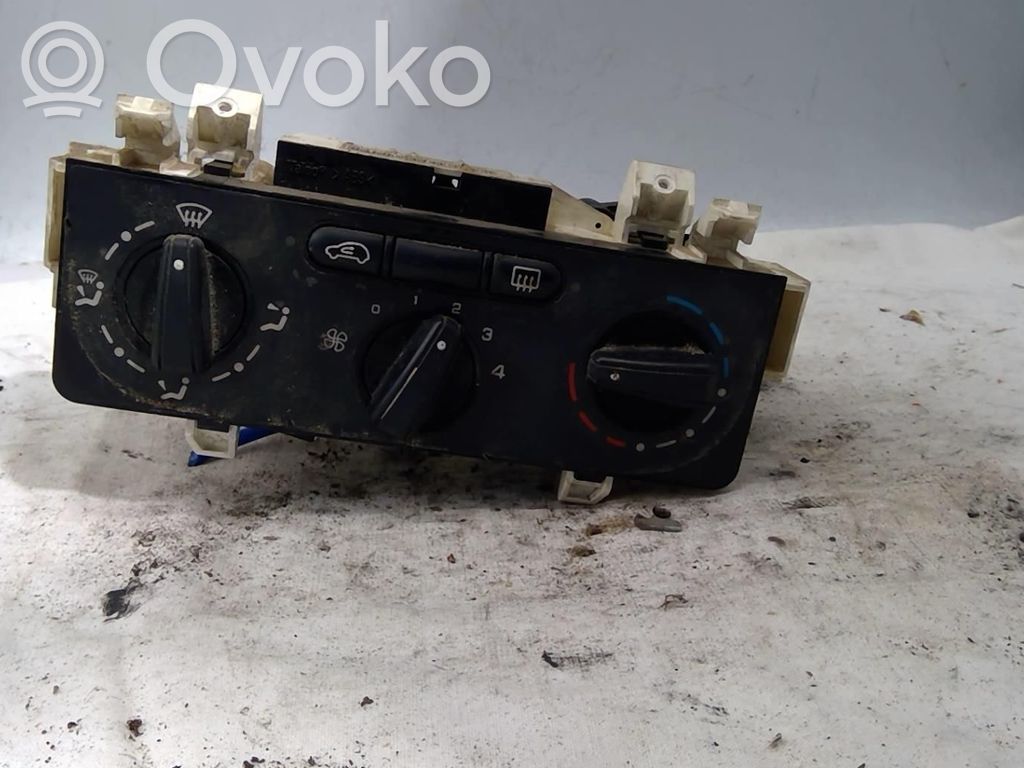 Climate control unit   00006451KQ