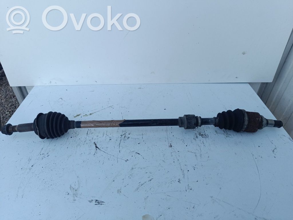 Toyota Yaris Półoś przednia 