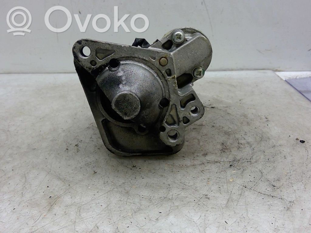 Motor de arranque   8200584675