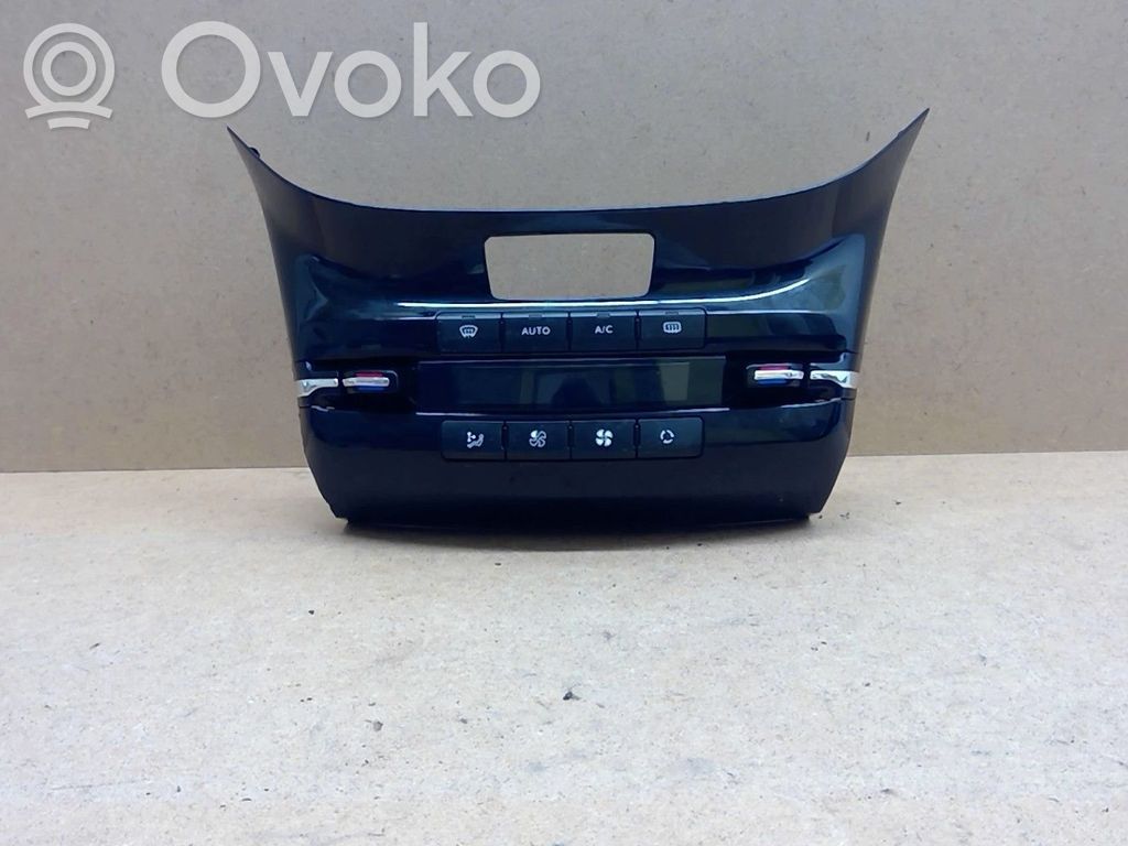 Peugeot 208 I Climate control unit 