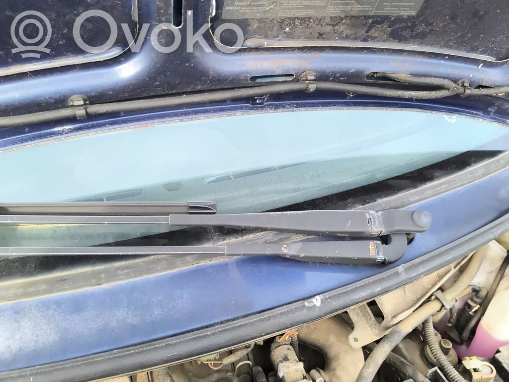 Renault Twingo I Ramię wycieraczki szyby przedniej / czołowej 