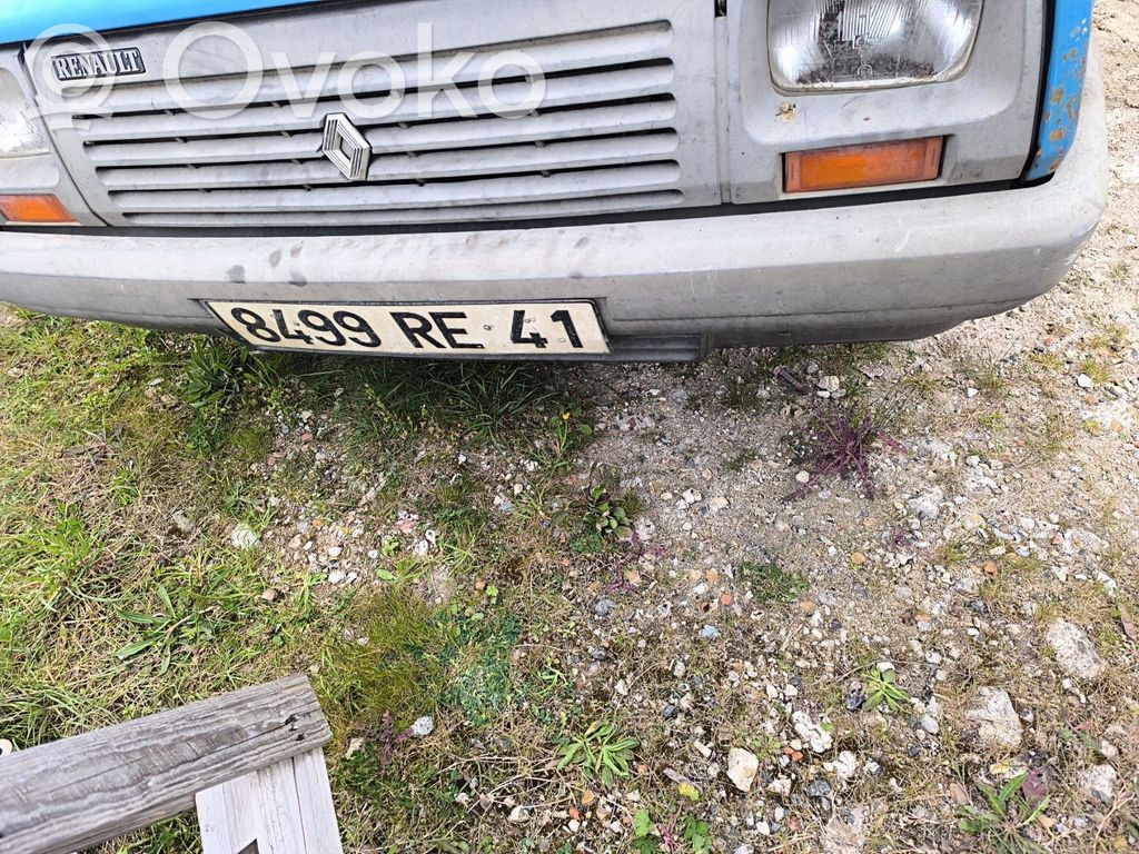 Renault Express Priekinis bamperis 