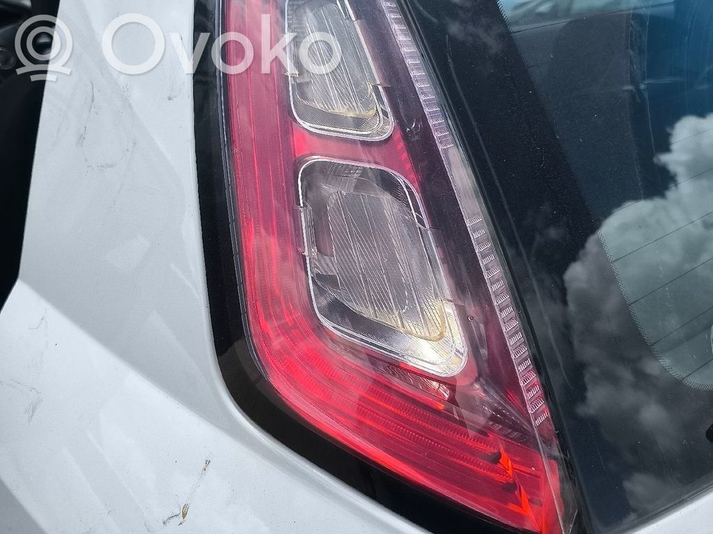 Fiat Punto Evo Lampa tylna 